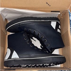 Brand New Sorel Men’s Cheyenne Metro Hi WP Boot